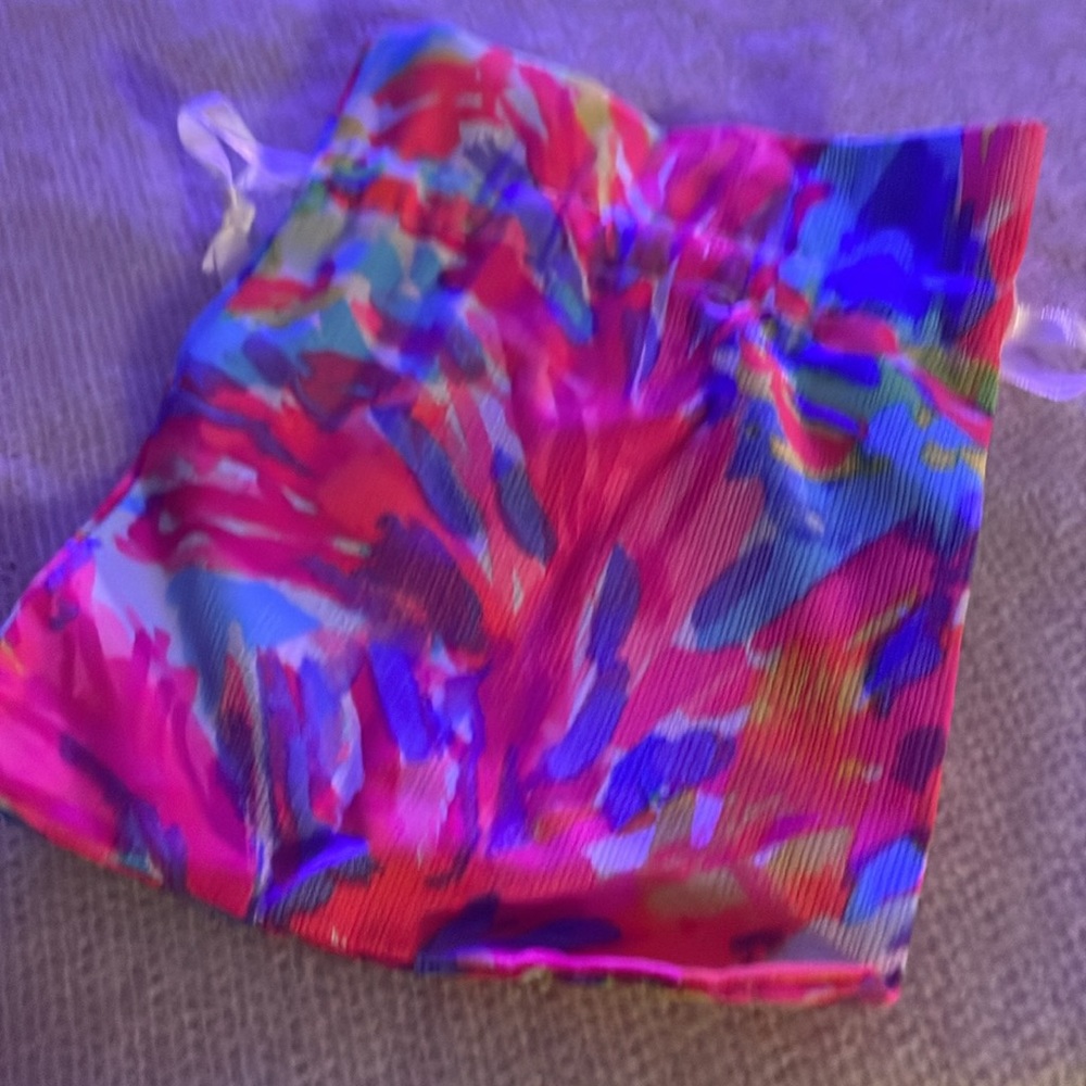 Lilly Pulitzer Fabric Drawstring Bag - Picture 2 of 4